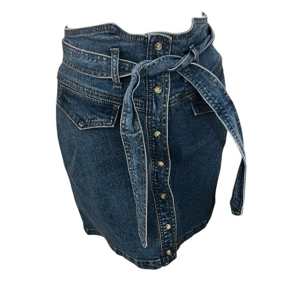 Naf Naf  denim, Skirt, Stone blue I’ll size 36 us size 6 pockets pearl button - Picture 6 of 14